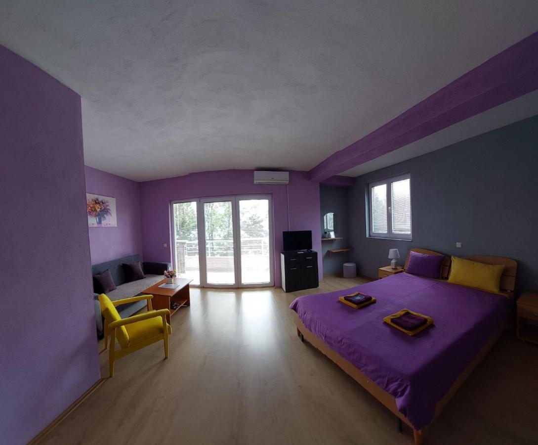Ps Apartments - Peshtani Peštani エクステリア 写真