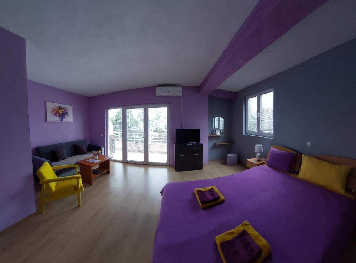 Ps Apartments - Peshtani Peštani エクステリア 写真