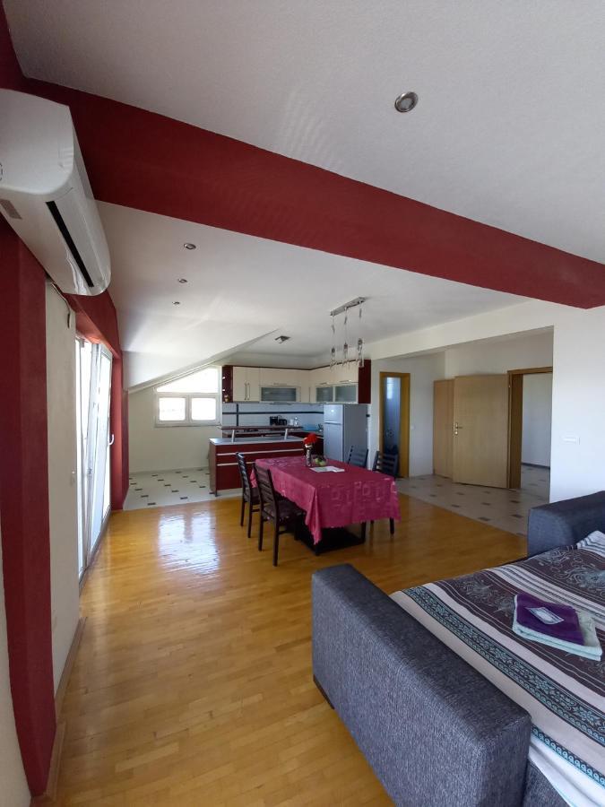 Ps Apartments - Peshtani Peštani エクステリア 写真