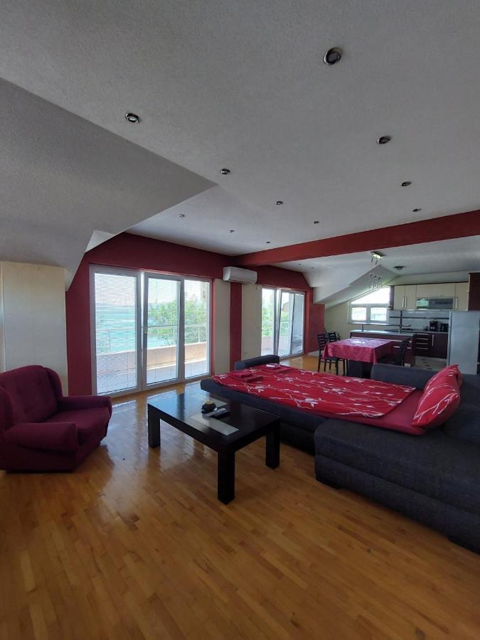 Ps Apartments - Peshtani Peštani エクステリア 写真