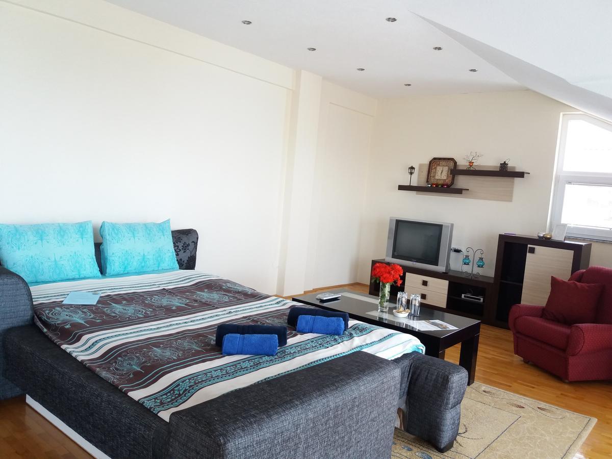 Ps Apartments - Peshtani Peštani エクステリア 写真